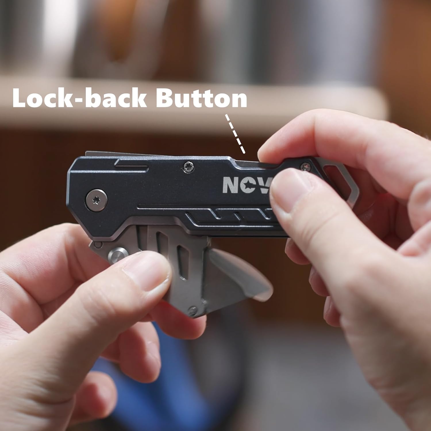 Folding Knife with extra 10 pcs utility blades