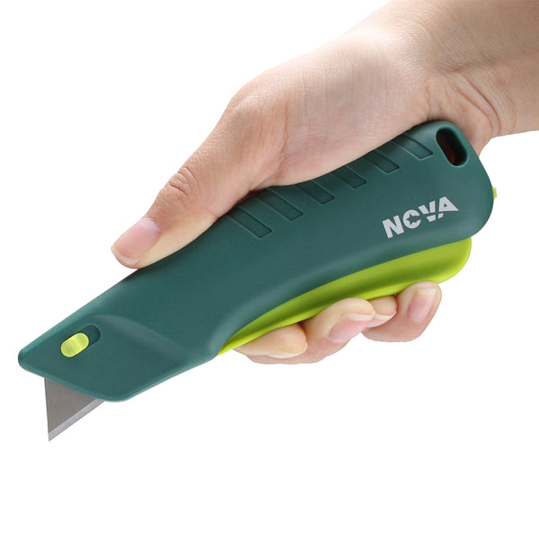 Smart Retracting Squeeze Knife